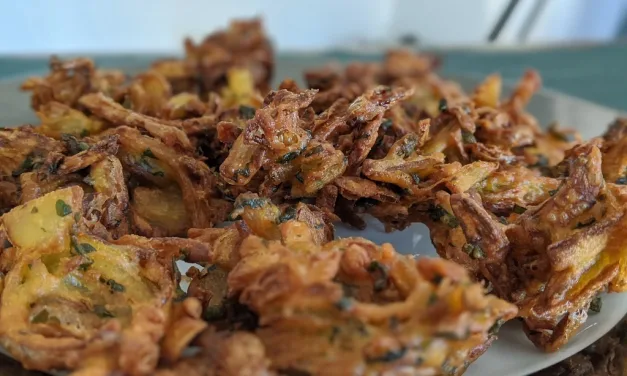 Kanda Bhaji |Onion bhaji | Onion Pakoda